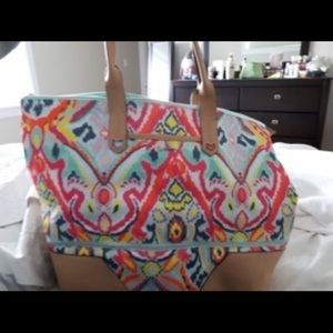 Stella and dot expandable getaway bag